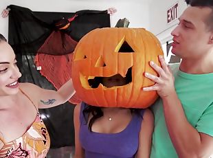 Tia Cyrus Halloween Hot Porn Video