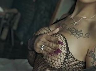 SANKTOR - AFGHAN KUSH BUSTY TATTOOED BABE MASTURBATES