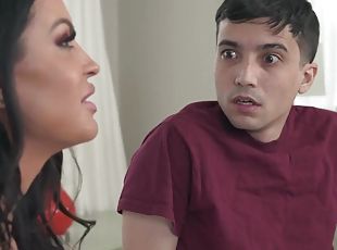 My Stepmom says there is no better feeling than a hard dick with no condom! - reality fuck