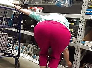 Ugly MILF W Perfect Wide Ass VPL..