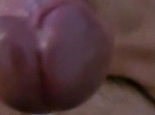 Straight guy wanking, close up cum shot