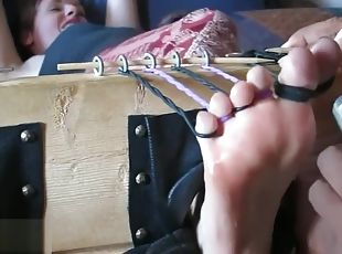 Toetied Tickling