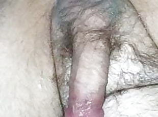 Chub Cums while fucked