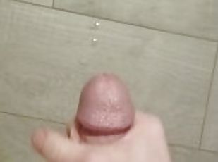 Big ol cumshot