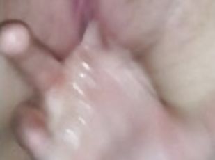 con-el-puño, masturbación, orgasmo, coño-pussy, squirting, amateur, hardcore, latino, pareja, regordeta