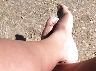 OUTDOOR FEET