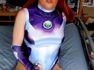 Kailey Austin as Starfire - Cosplay Cum!