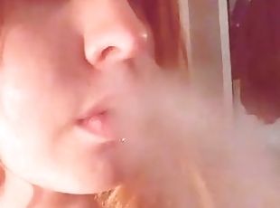 amateur, babes, mamada, rubia, a-solas, fumando, morena