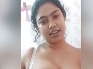 Today Exclusive- Sexy Bangla Girl Showing Her Boobs