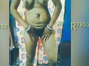 Bhabhi Getting Nude After Bath Infront Of Her Lover And Oil Massage