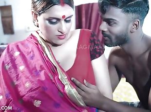 Indian chubby mom hot porn clip
