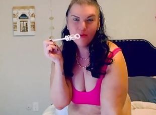 Thick BBW Blows Bubbles!