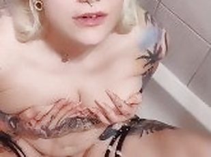 imbaiere, tate-mari, batran, pisandu-se, amatori, milf, bbw, taratura, tanar18, excitat