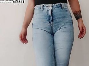 payudara-besar, vagina-pussy, amatir, jenis-pornografi-milf, latina, perempuan-jalang, ketat, payudara, jeans, lekukan-vagina-tampak-dari-pakaian-ketatnya