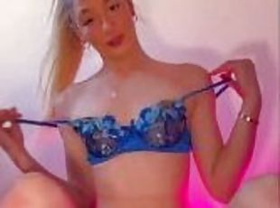 BLONDE TEEN MASTURBATION! FULL vid on my OF