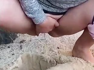 Beach pee