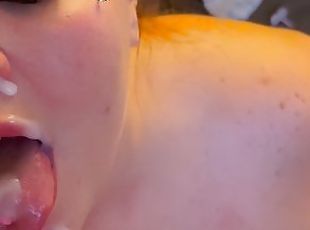 amatori, inghitit, pov, sperma, pirsing, sora, gotic, tatuaj