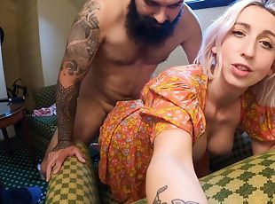 velike-joške, fisting, brizg, kasting, pov, blond, hotel, tattoo