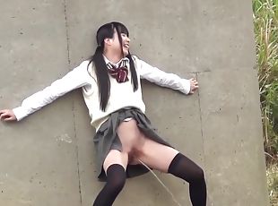 Japanese Teen Pee Park