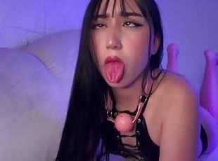 princesa asiática hace AHEGAO en 4k